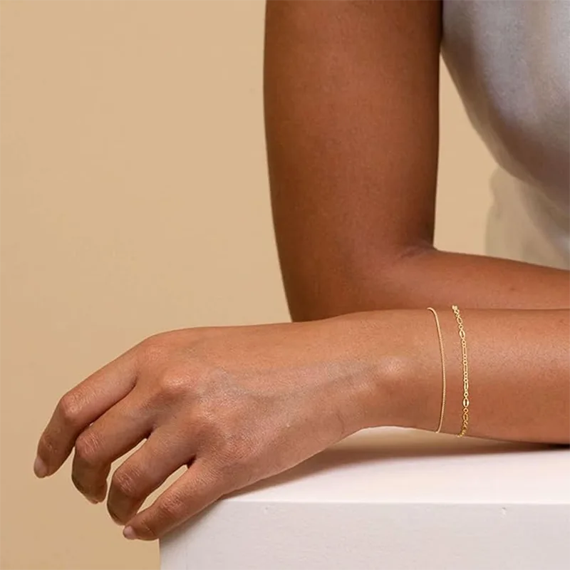 Gouden tienermeisje armbanden